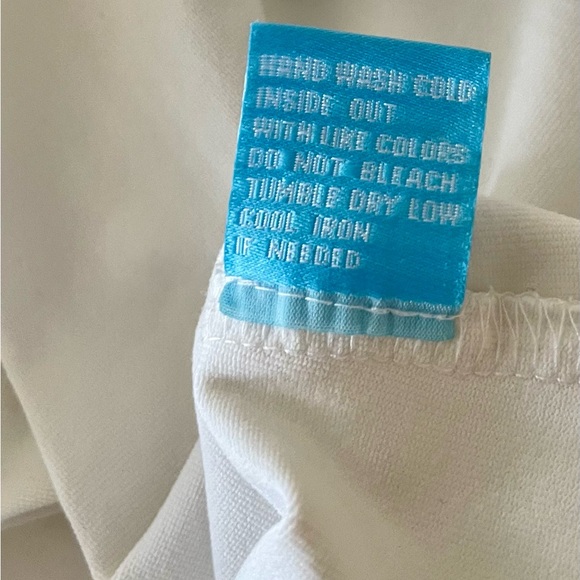 J. McLaughlin Classic White Button-Down Shirt - Picture 8 of 9